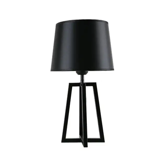 Metal New Chinese Style Bedside Table Lamp