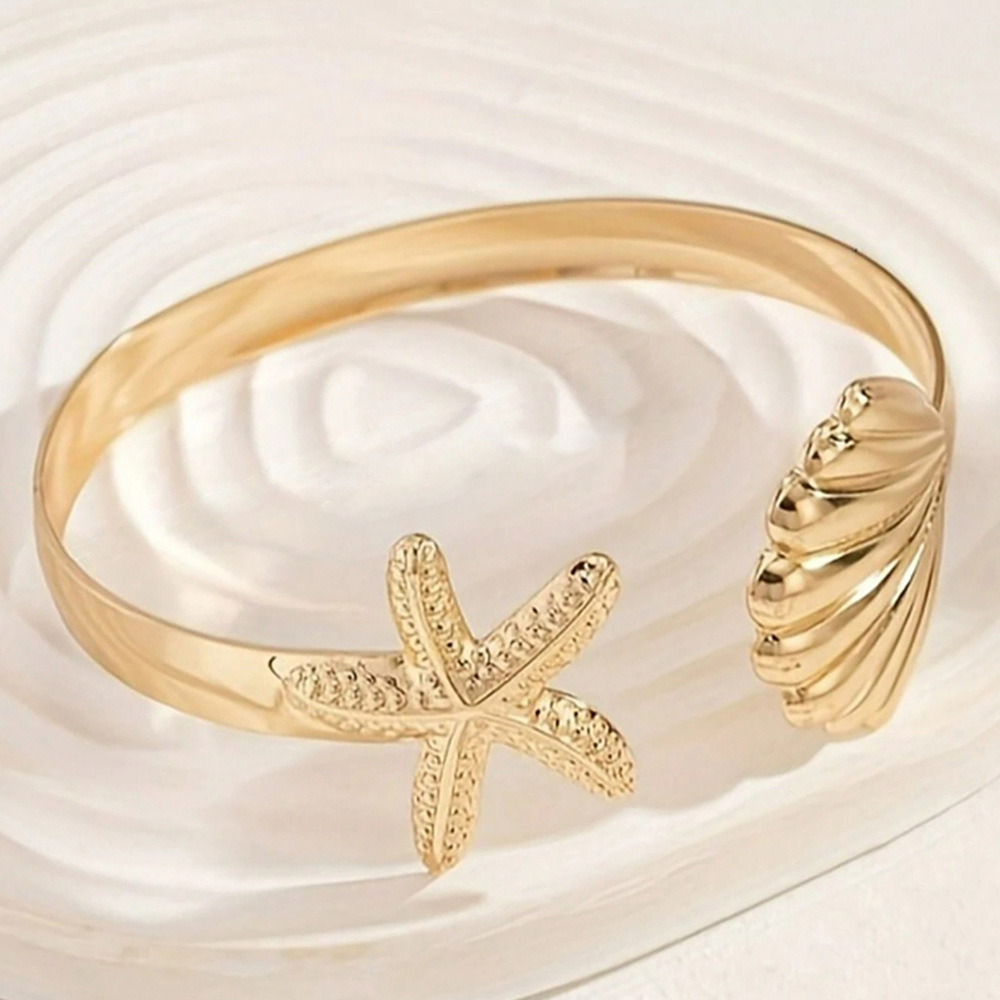 Elegant Personalized Stainless Steel Bracelet In A Beach-resort Style