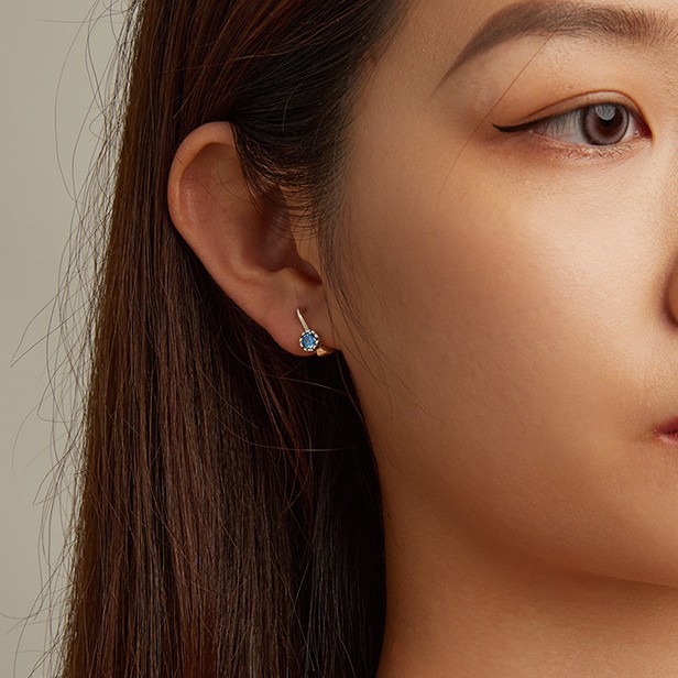 Sterling Silver S925 Simple Blue Zirconium Ear Clip