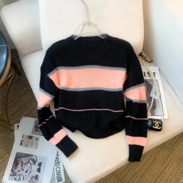 Mera Sweater Korean Casual Loose Contrast Color Striped Short Style Black - Shop at LoveMi