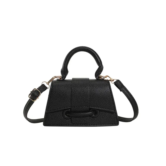 Chain Messenger Bag Mini Western Style Shoulder Handbag Black - Shop at LoveMi