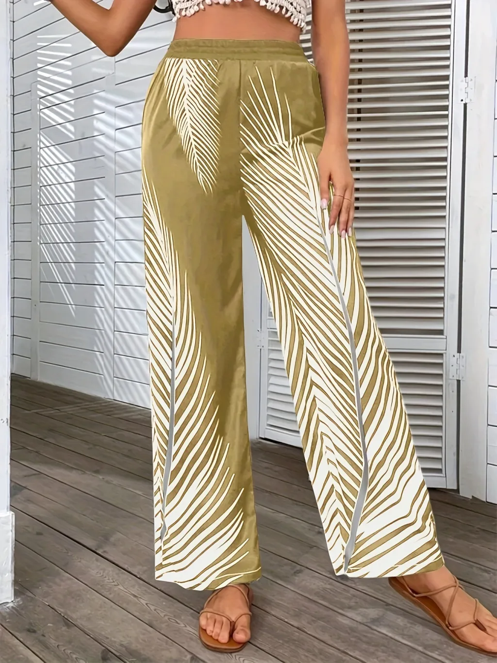 Fashion Elegant Striped Leaf Positioning Printed Wide-leg Pants Women - Khaki