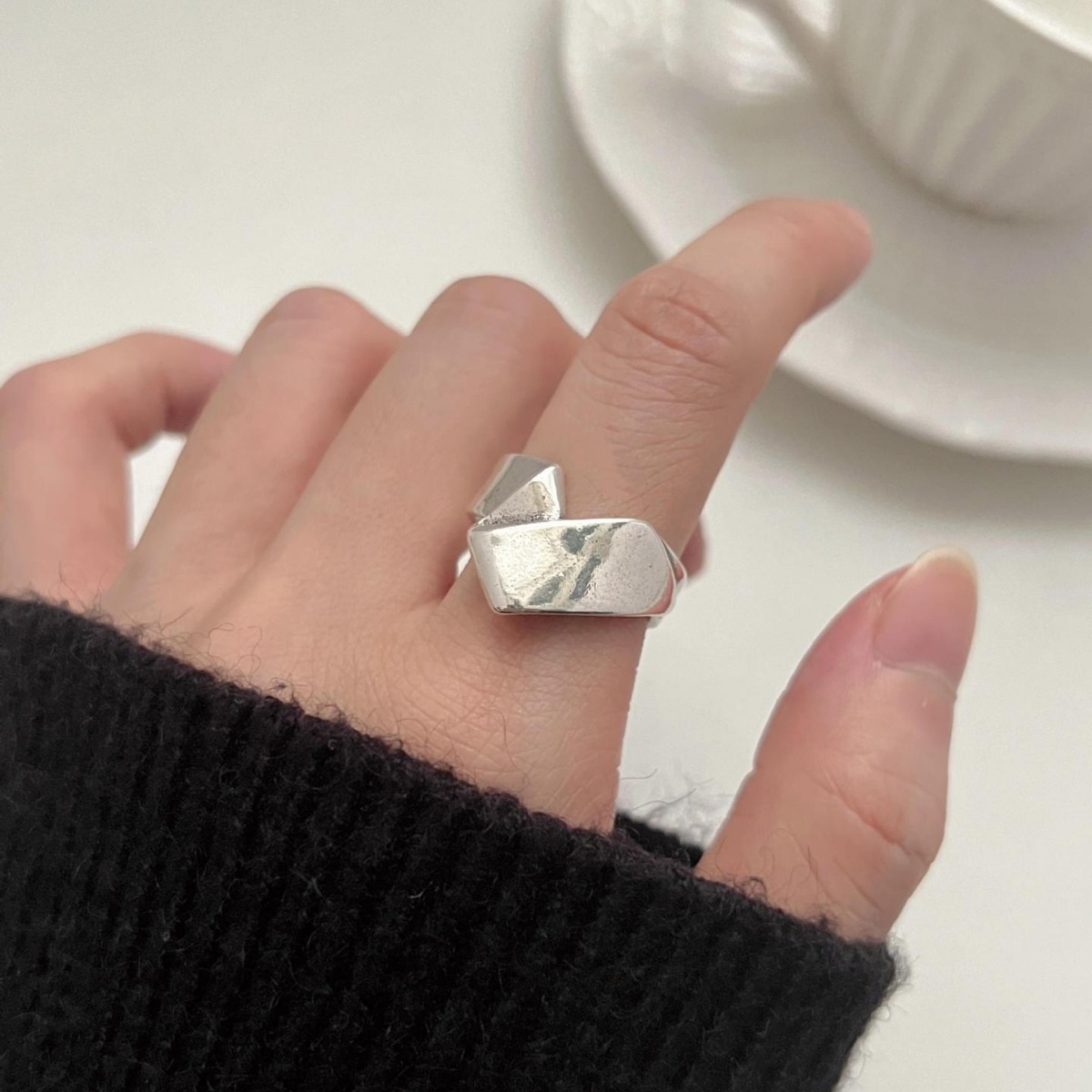 Retro-style Irregular Open Ring For Women