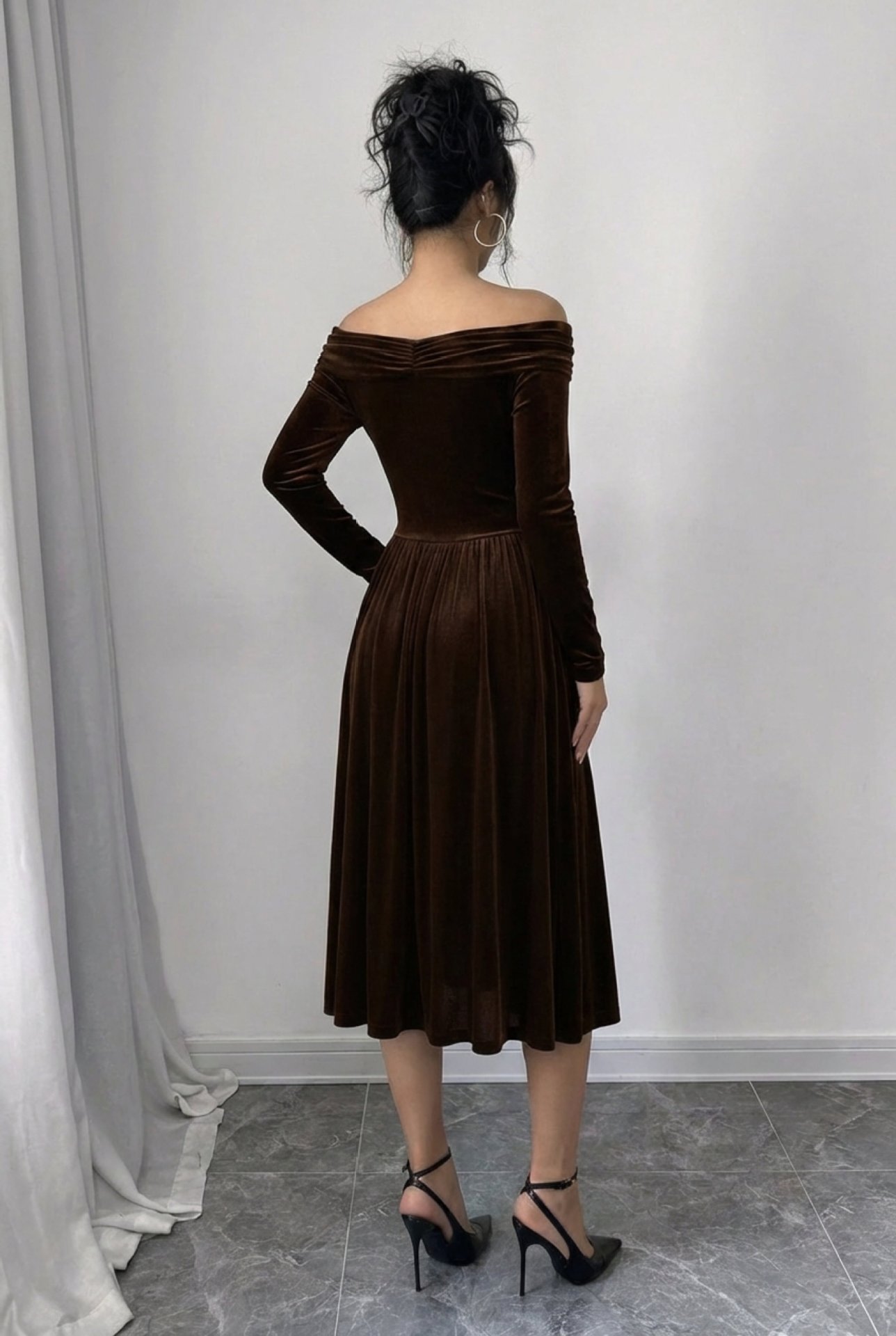 Buy Women's Clothing Online | Buy Trending Dresses for Women