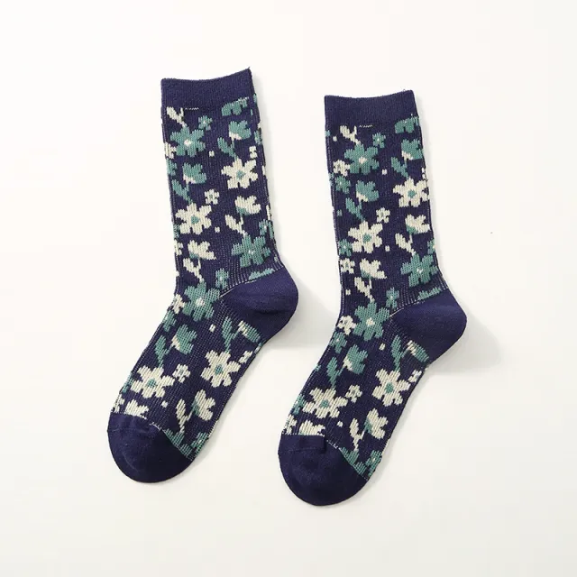 Autumn And Winter New Vintage Floral Women's Socks Rhombic Love Double Needle Cotton Socks Thermal Middle Tube Socks Floral - Shop at LoveMi