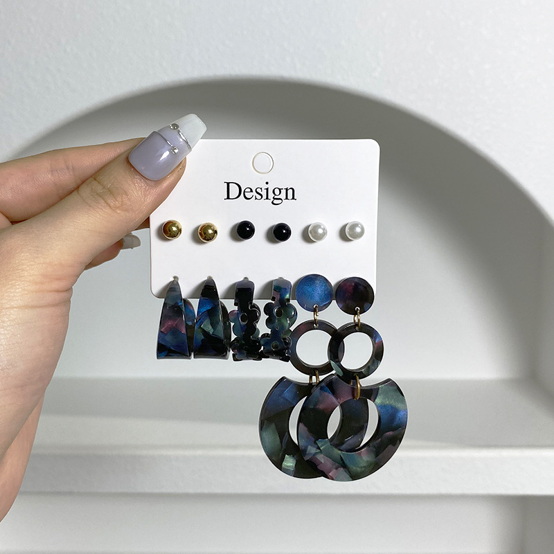 Women's Acrylic Earrings Set