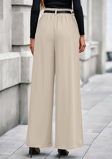 Women's adjustable waist cropped pants – fabric and pleat detail close-up