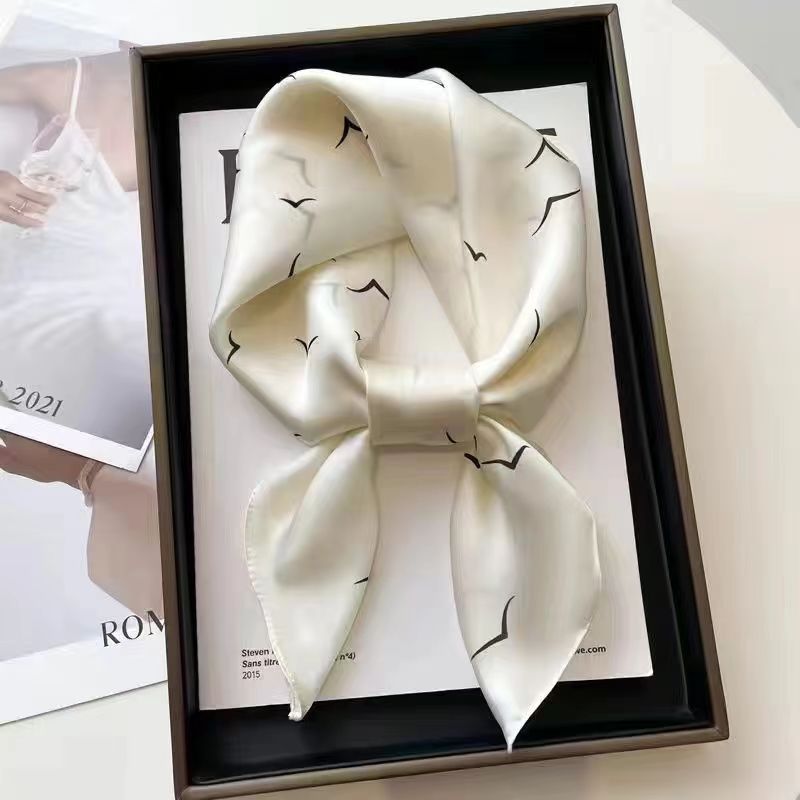 Women's High-end Thin Square Scarf - Image 8