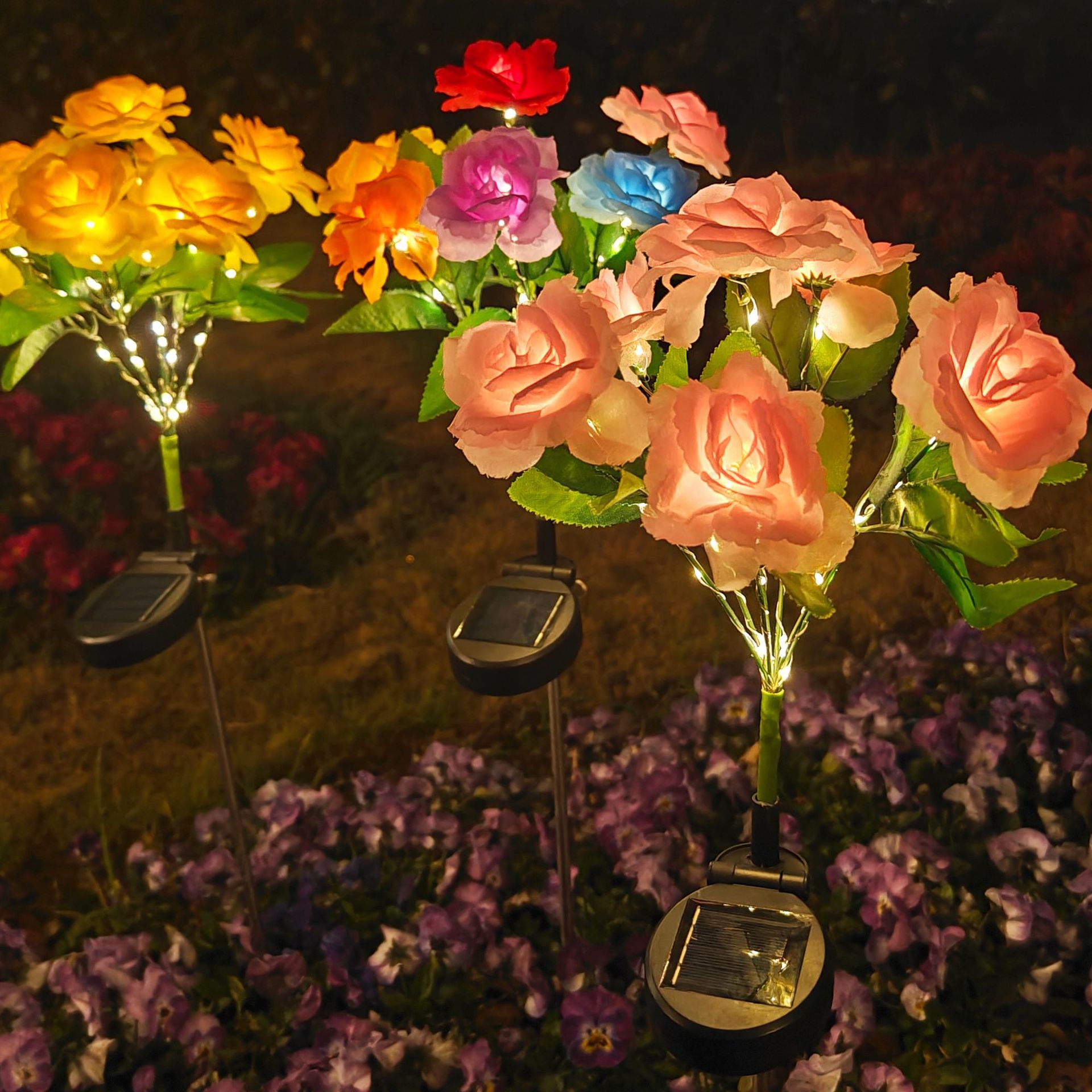 New Realistic LED Ground-insertion Ambient Lighting For Courtyards A 7-head Colorful Solar-powered Rose Decorative Lamp — foto 3