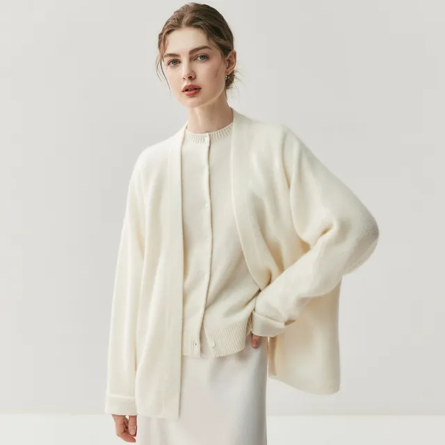Soft Glutinous Skin friendly Loose And Lazy Style Solid Color Women's Cashmere Cream White - Shop at LoveMi