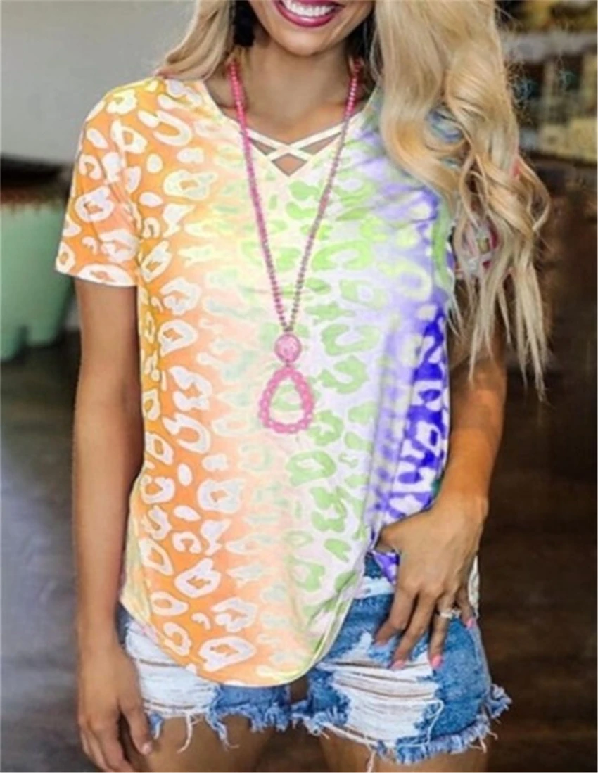 Title 5, Rainbow gradient V-neck shirt