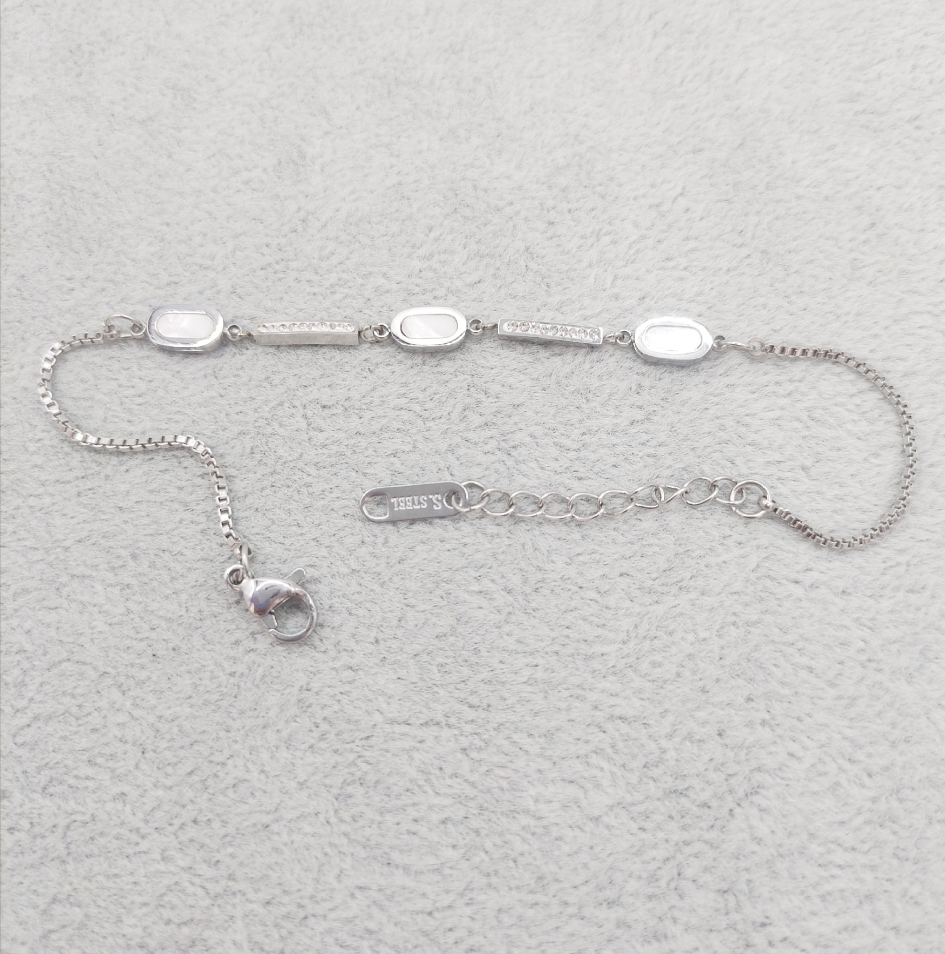 Bracelet Image 1