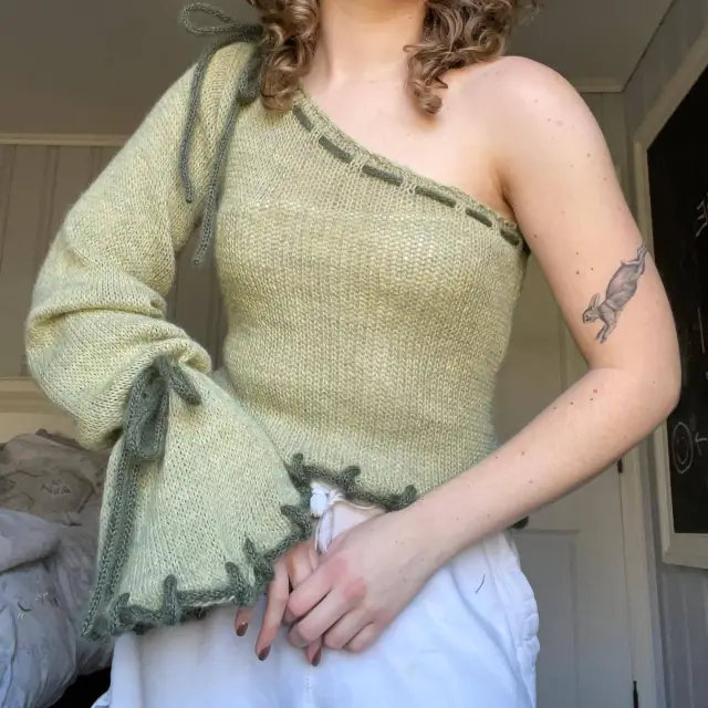 Oblique Shoulder Tops Contrast Color Bell Sleeve Off shoulder Sexy Knitwear Green - Shop at LoveMi