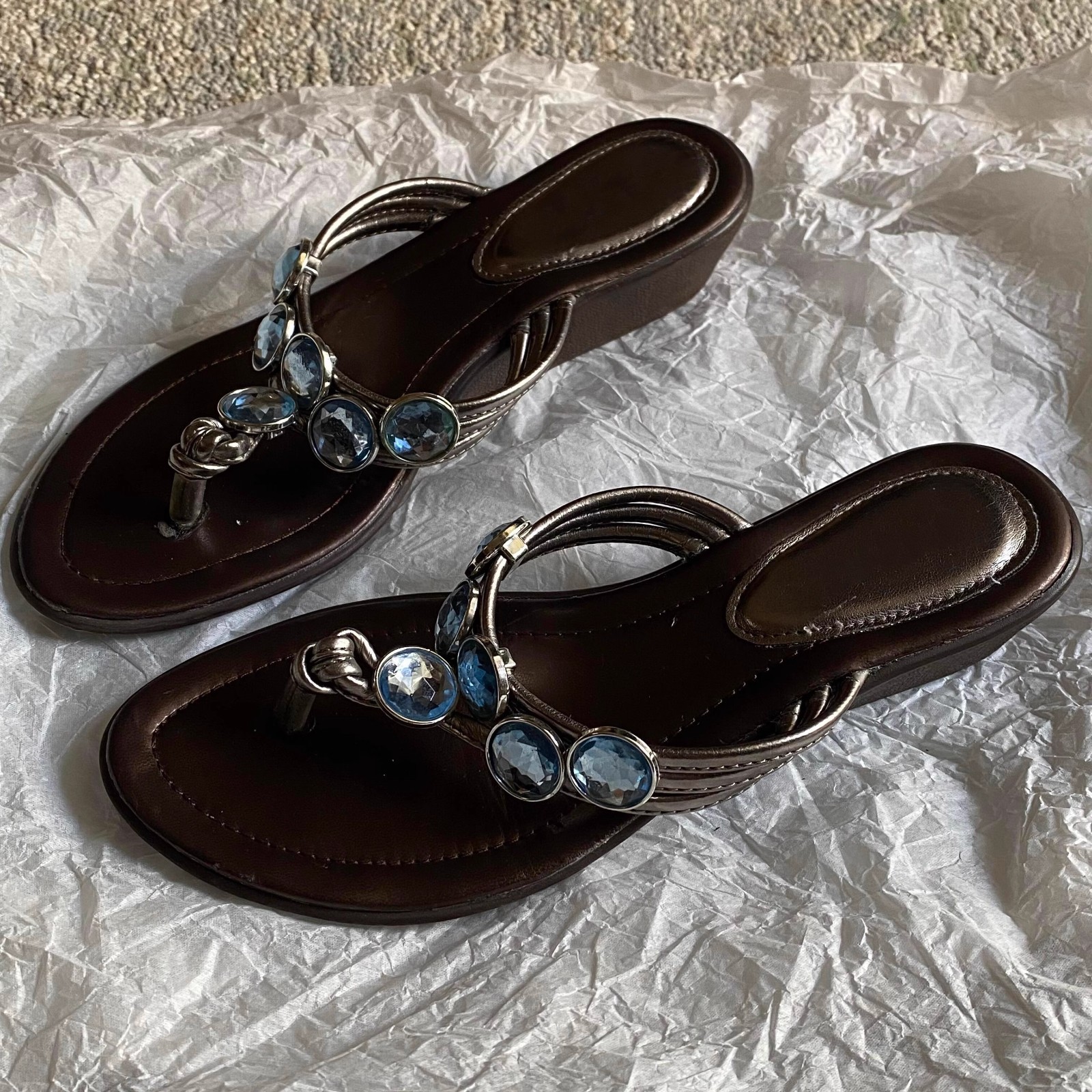 Slope Soled Flip Flops, picture 5 of 5