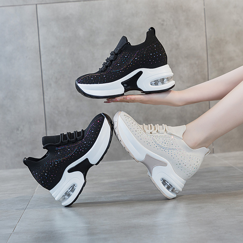 Spring Lightweight White Sneakers With Thick Soles