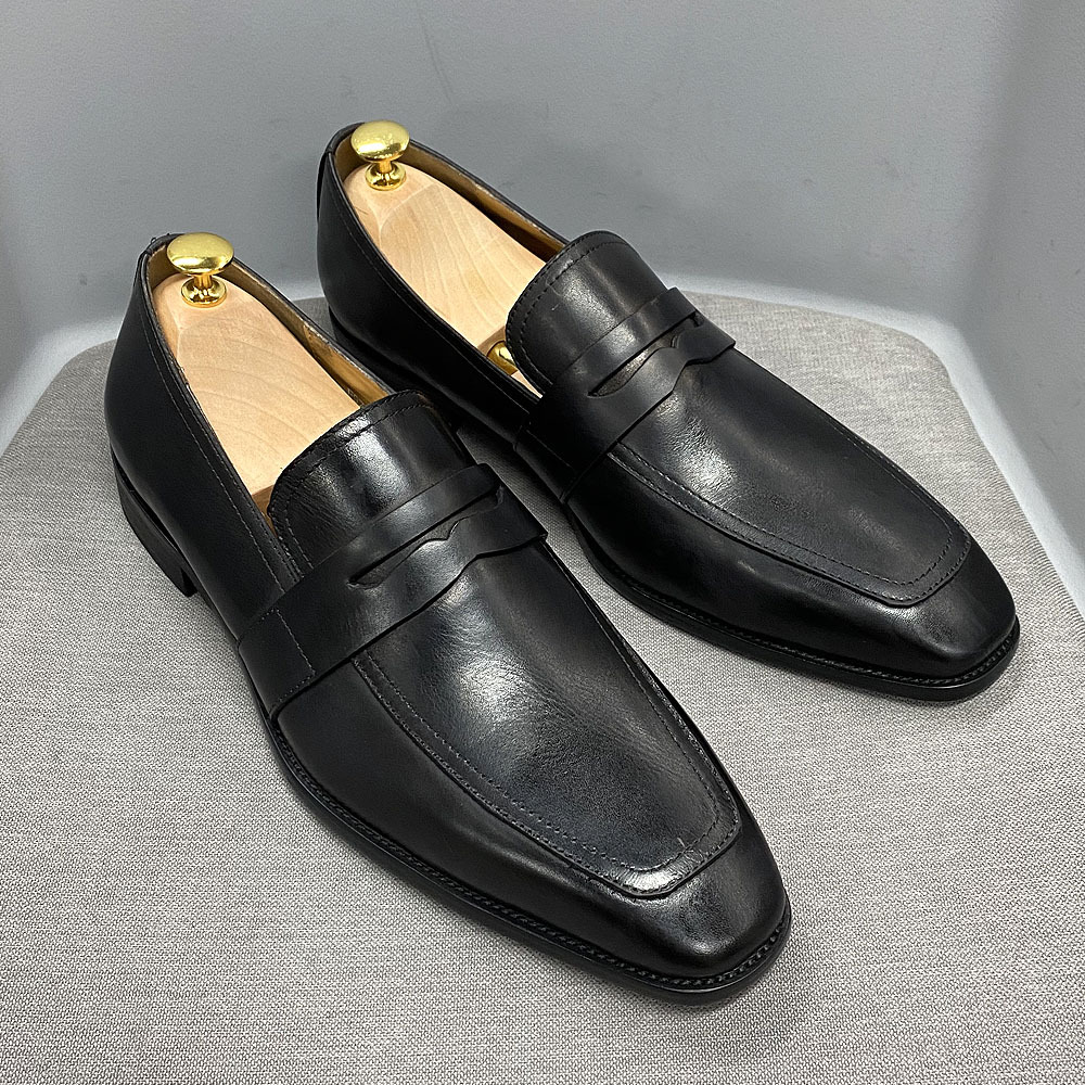 Title 13, Klassieke Italiaanse leren loafers voor heren, ...