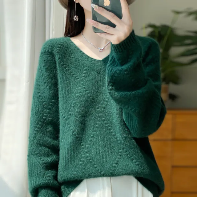 Autumn And Winter New Thickened V neck Sweater Diamond Twisted Loose Dark Green - Shop at LoveMi