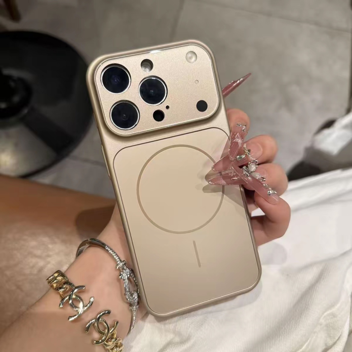 Solid Color All-inclusive Magnetic Phone Case Nano Frosted Glass For Magsafe Phone Case For I Phone 17 Air 16 15 14 13 Pro Max Magnetic Wireless Charge Armor Cover - Image 2