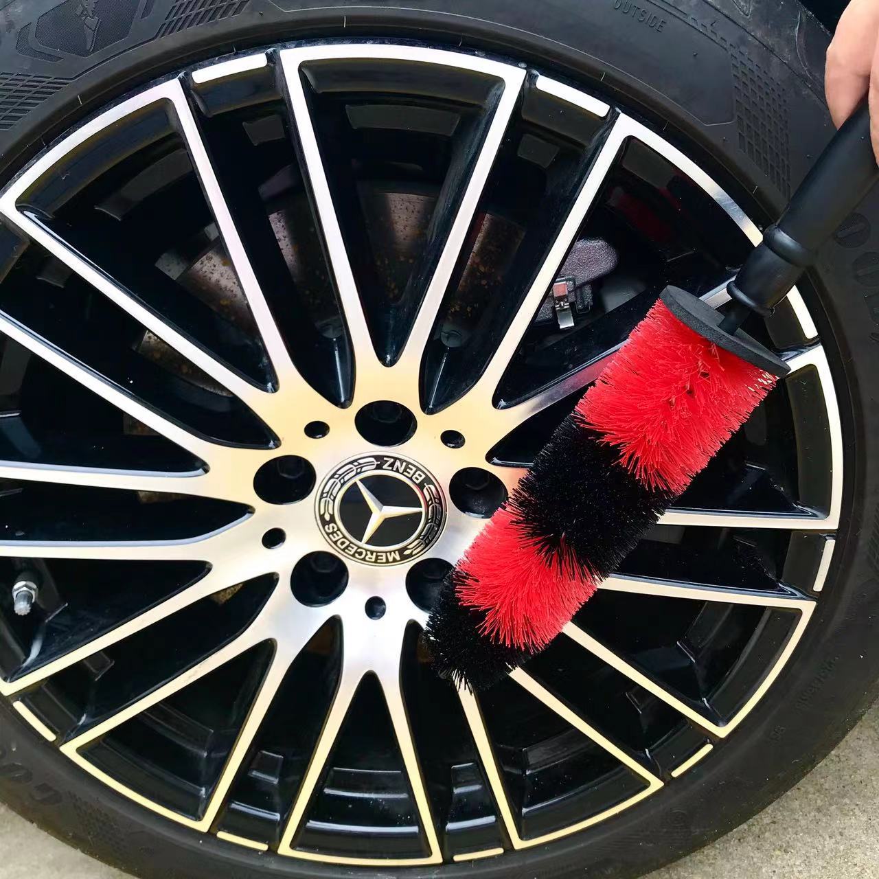 Two-color Lengthened Steel Ring Brush Wheel Hub Cleaning Brush