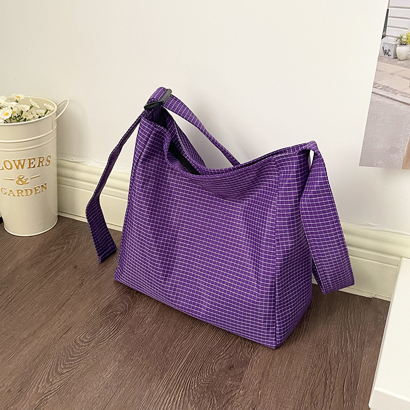 Nylon Single-Strap Shoulder Bag, picture 6 of 7