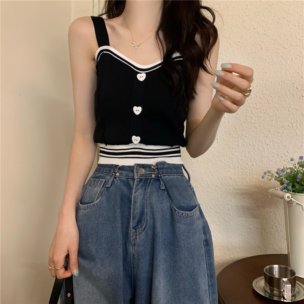 Off-shelf Senior Schoolmate Sweet And Spicy V-neck Knitted Vest Women's Inner Wear Summer Design Sense Niche Short Sling Tops Outerwear
