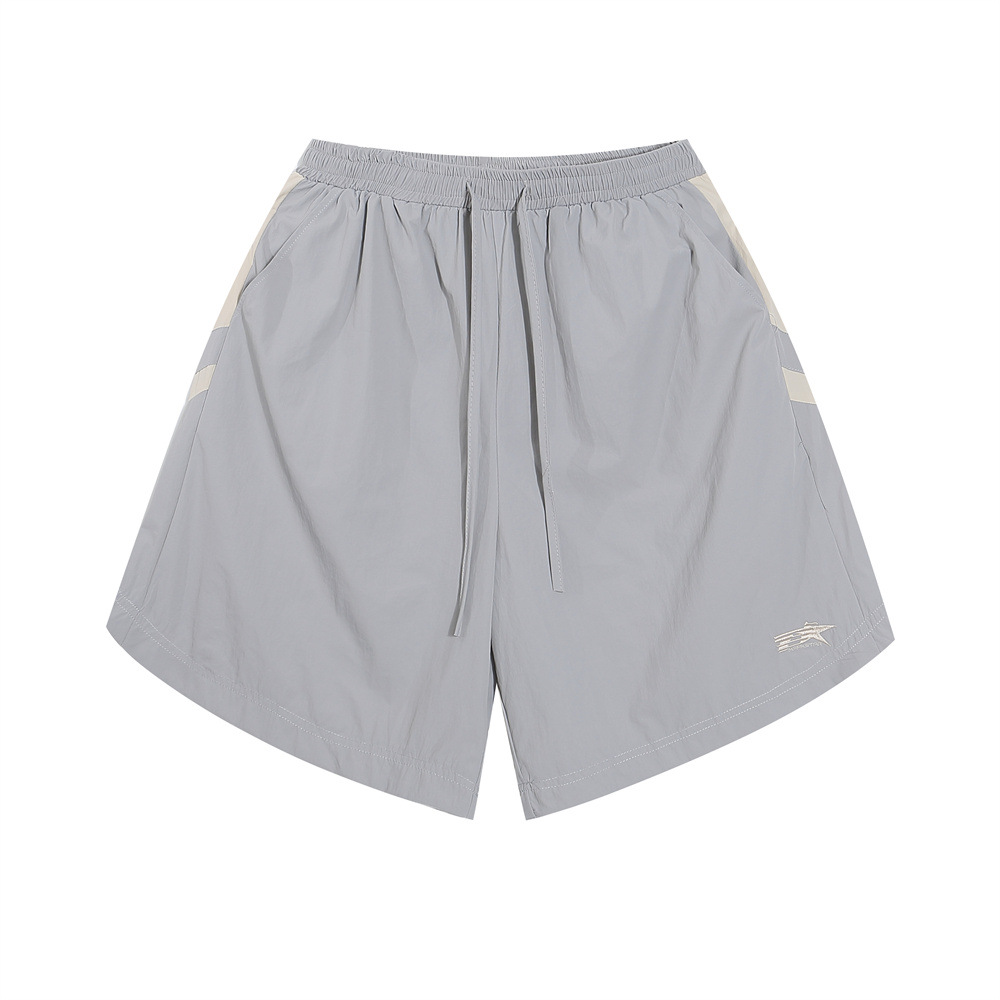 بدلة رجالية صيفية للرياضة والاستجمام