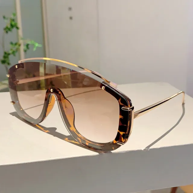 Colorful Personality One piece Large Frame Fashionable Sunglasses Leopard Print Frame - Shop at LoveMi