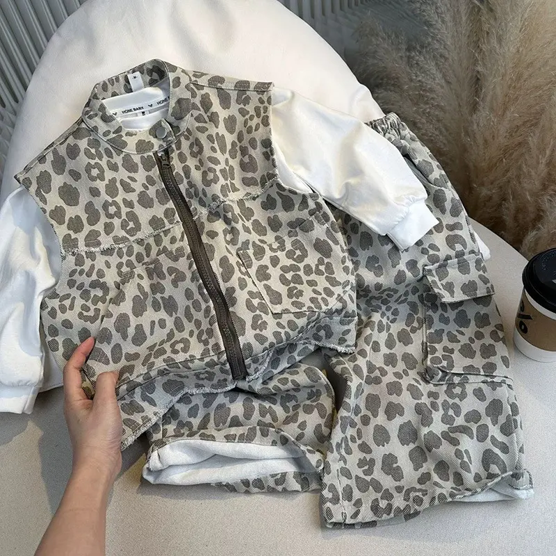 Boys Fashionable Vest Work Pants And Hoodie