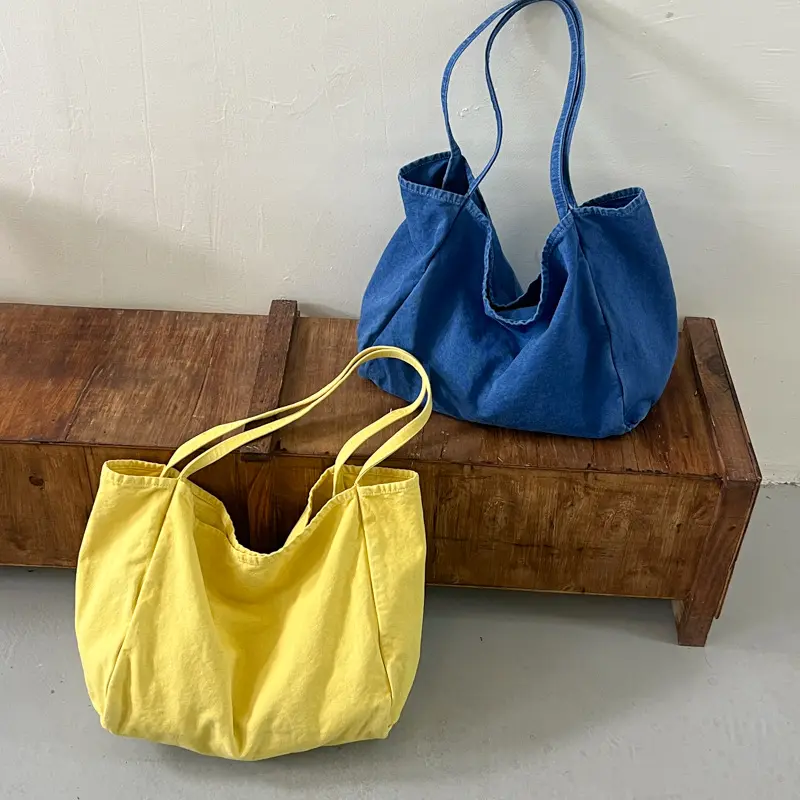Retro Casual Large-capacity Womens Minimalist Shoulder Bag