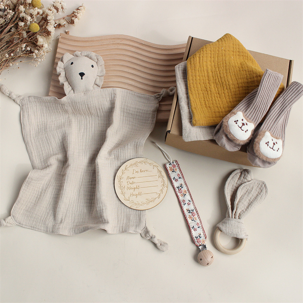 Khaki Lion Gift Box