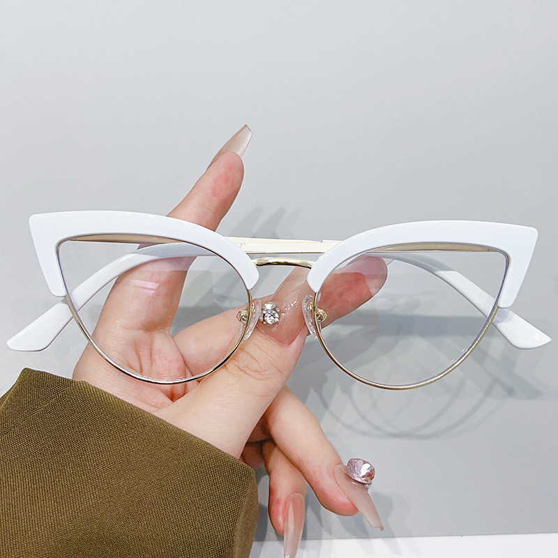 Stylish Large Frame Metal Lower Half Metal Plain Glasses - Image 4