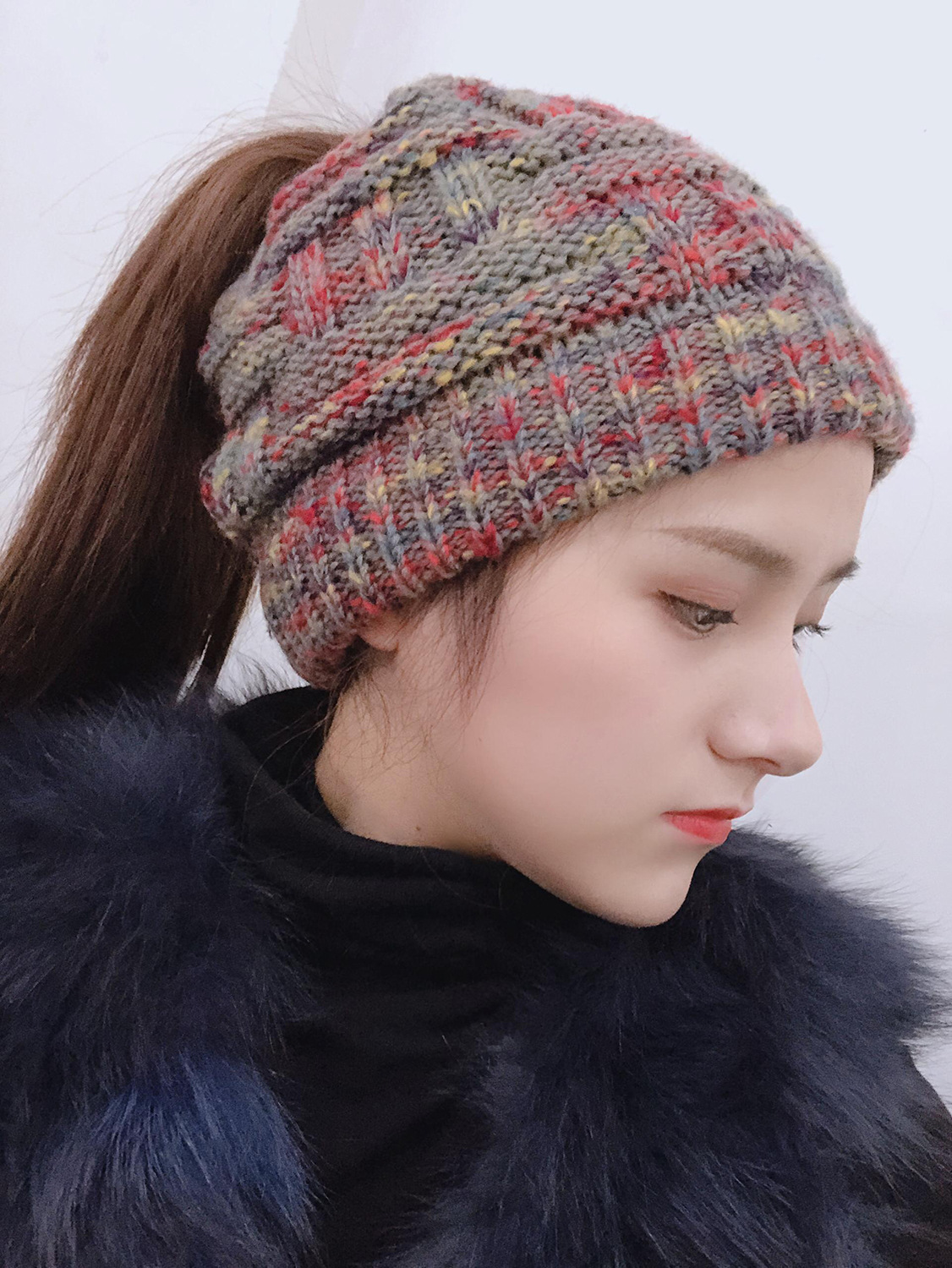 Title 19, Color pullover hat ponytailcap