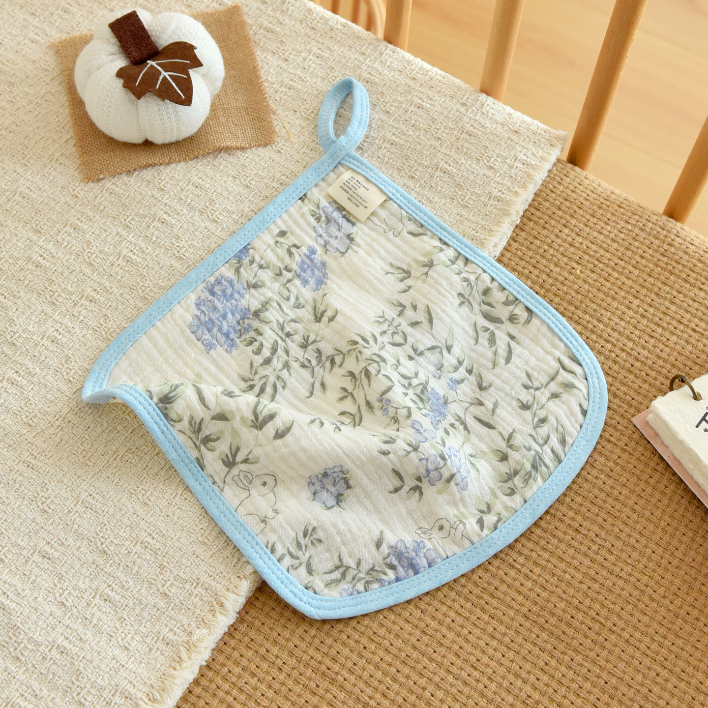 https://cf.cjdropshipping.com/quick/product/4dedb8bd-10e3-40ee-a9c0-5e3fe9d465ff.jpg