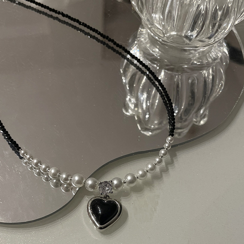 Black Love Pearl Beaded Necklace Female Niche