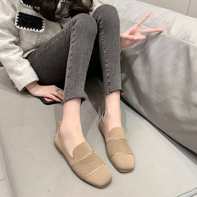 Women's Breathable Flyknit Casual Flat Shoes