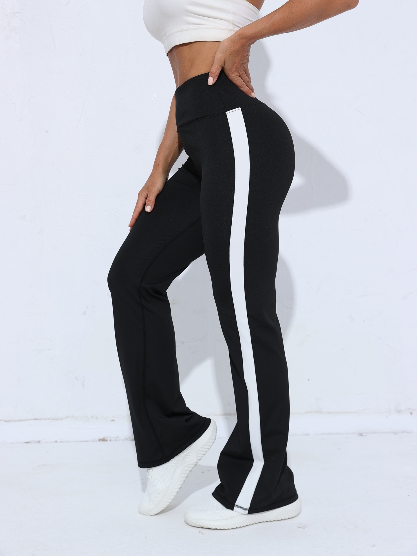 Flared Yoga Pants, picture 5 of 6