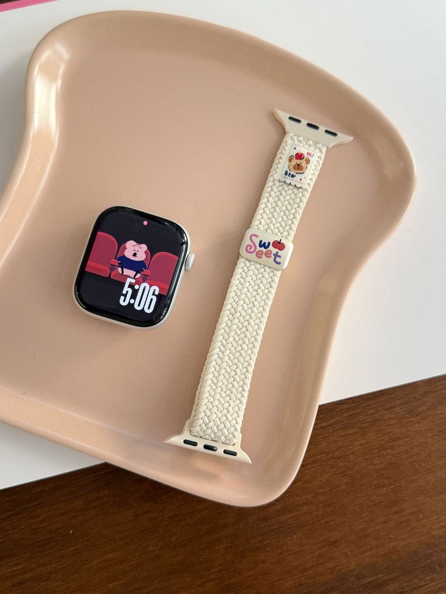 Bear-Knit Magnetic-Clasp Watch Strap