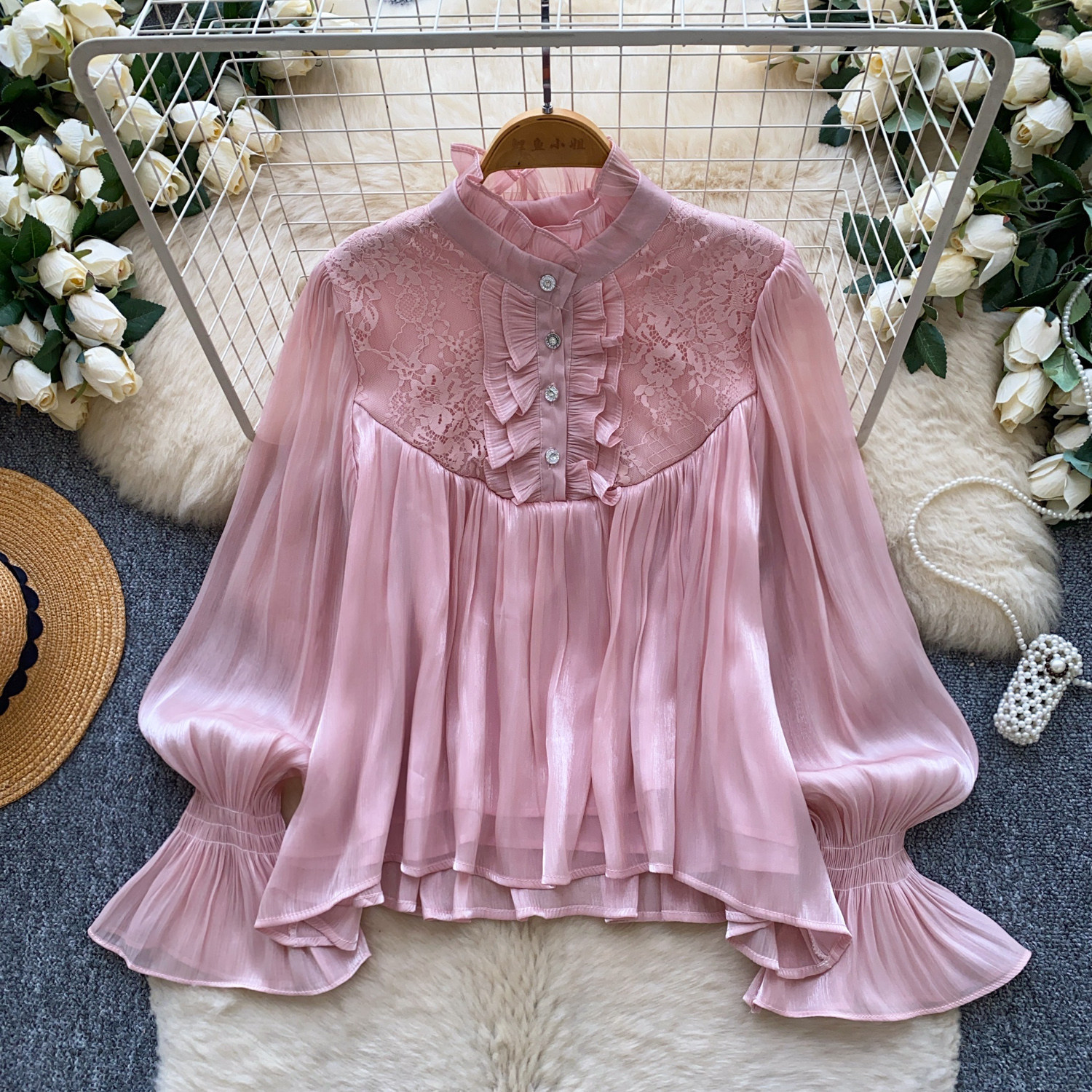 Women's Loose-fit Lace Blouse in Pink