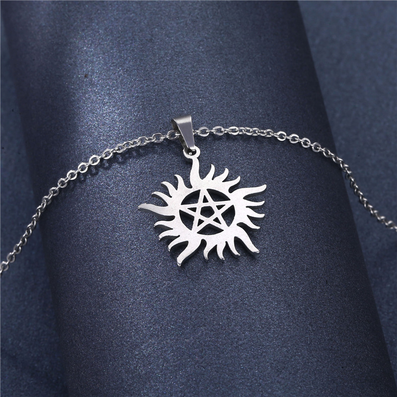 Gear Five-pointed Star Stainless Steel Necklace Sun Pendant Female