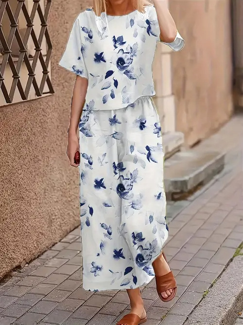 Casual Fashionable Loose-fitting Short-sleeve Crew-neck T-shirt And Pants Set