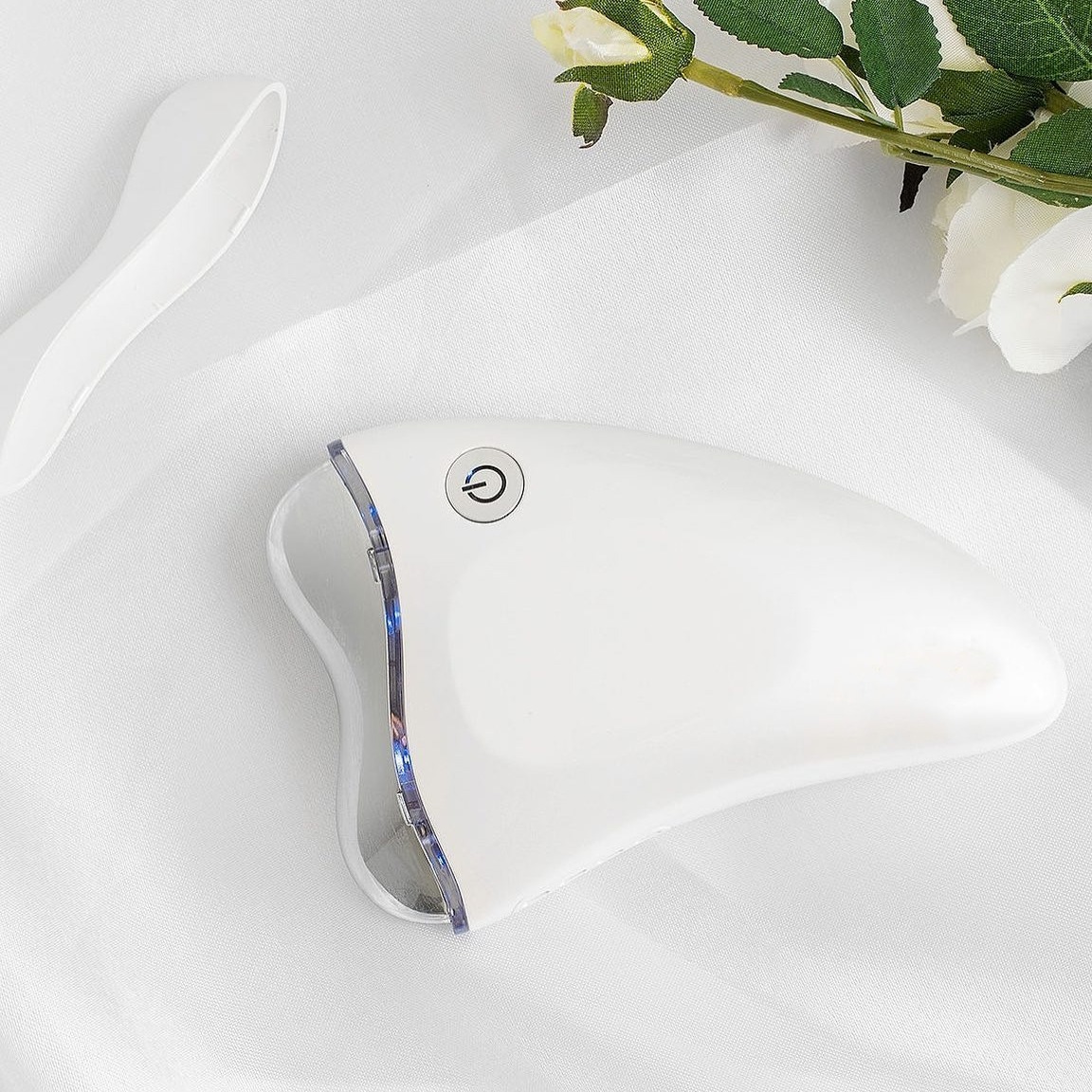 Gua Sha Hot-Cold Facial Slimming And Skincare Device