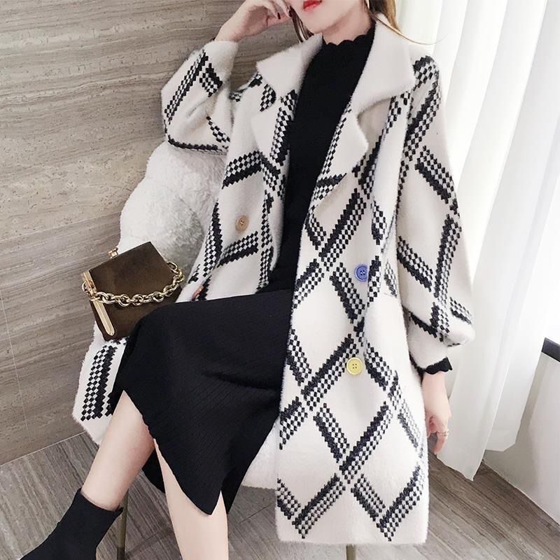 Elegant Coat in White
