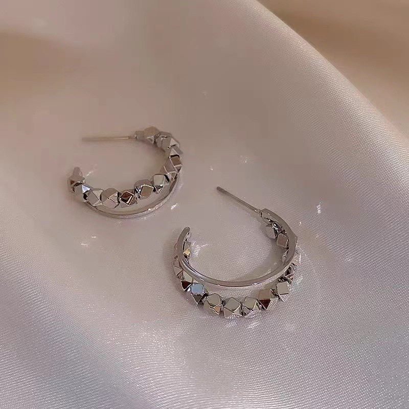Niche Unique Double-row C- Shaped Earrings