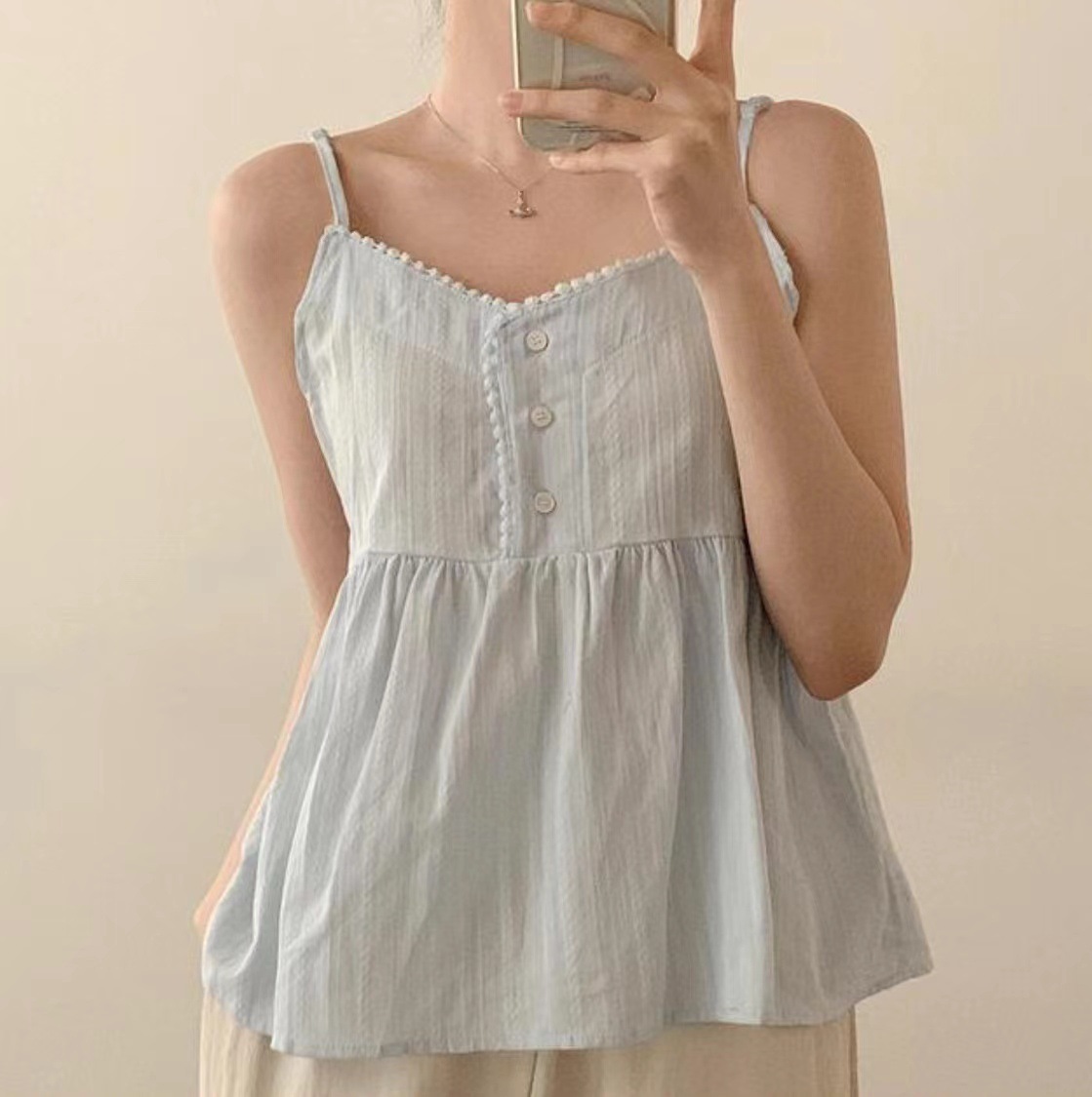 Women's V-neck Buckle Ruffled Camisole