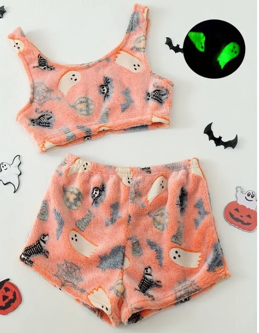 Soft Warm Comfortable Pajama Set for Women Fun, Spooky Halloween-Themed Nigtwear - Picture 7 of 8