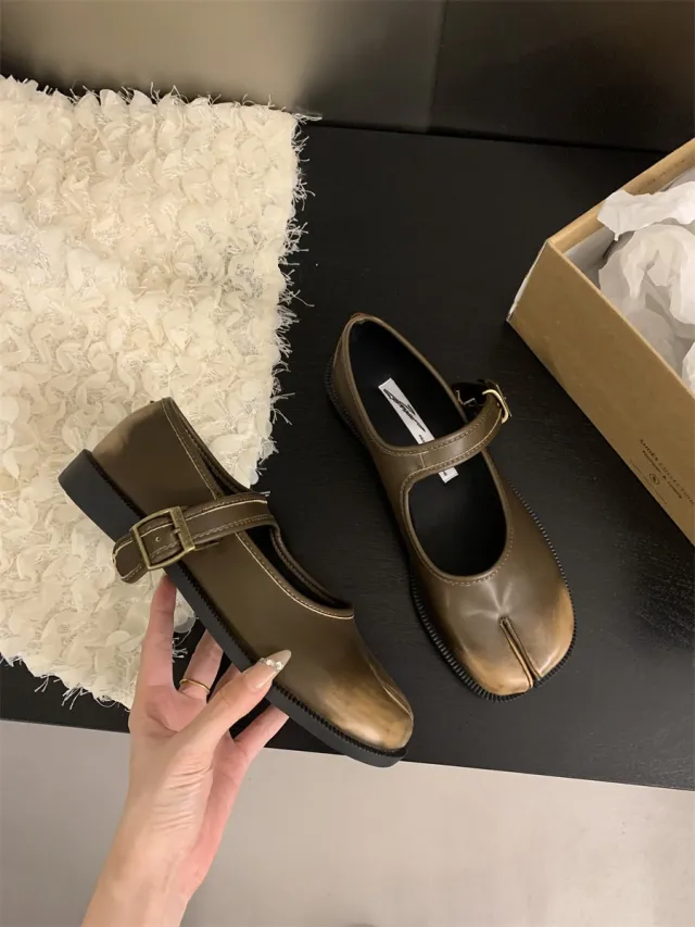 Women's Shoes Soft Bottom Soft Surface Strap Fairy Shoes Gentle Pumps Khaki - Shop at LoveMi