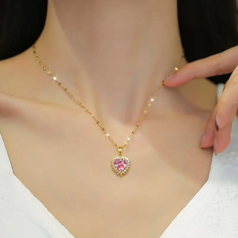 Fully Jeweled Loving Heart Graceful Personality Necklace And Earrings Suite