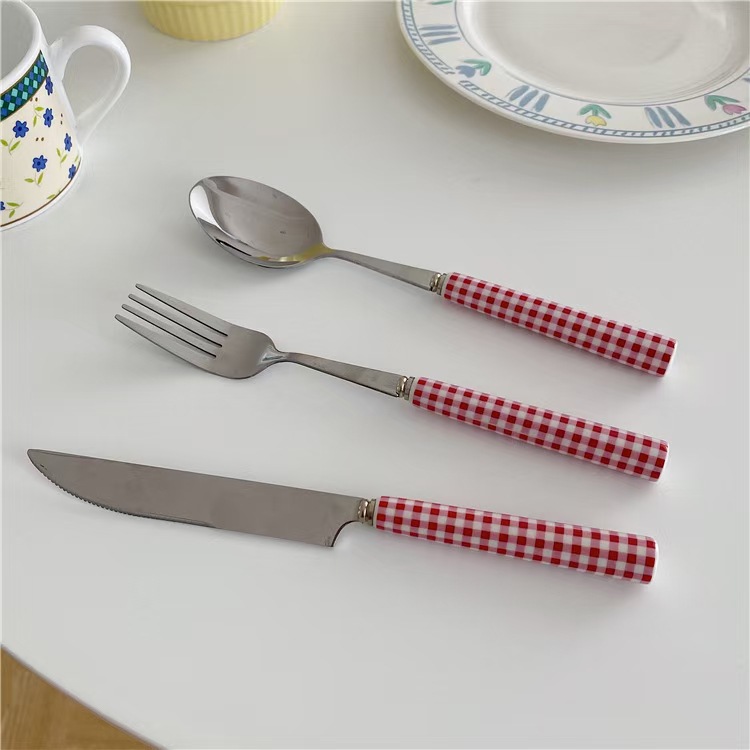 Red Grid Knife Spoon