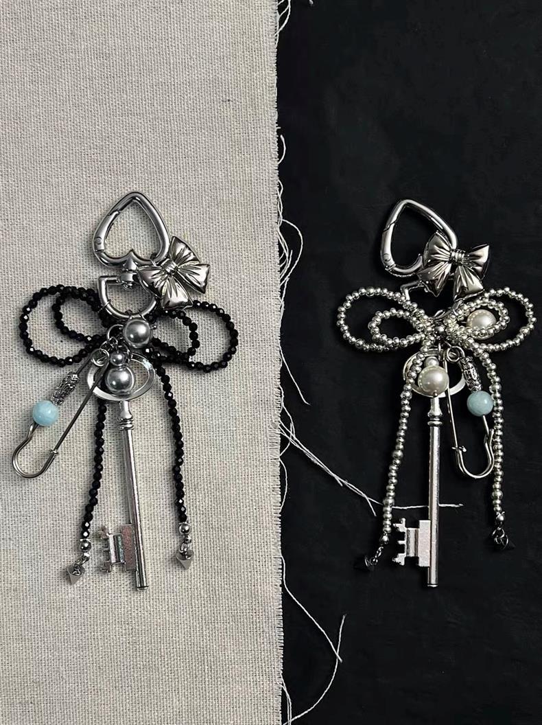 Title 2, Niche Package Pendant Bag Chain Windmill Keychain