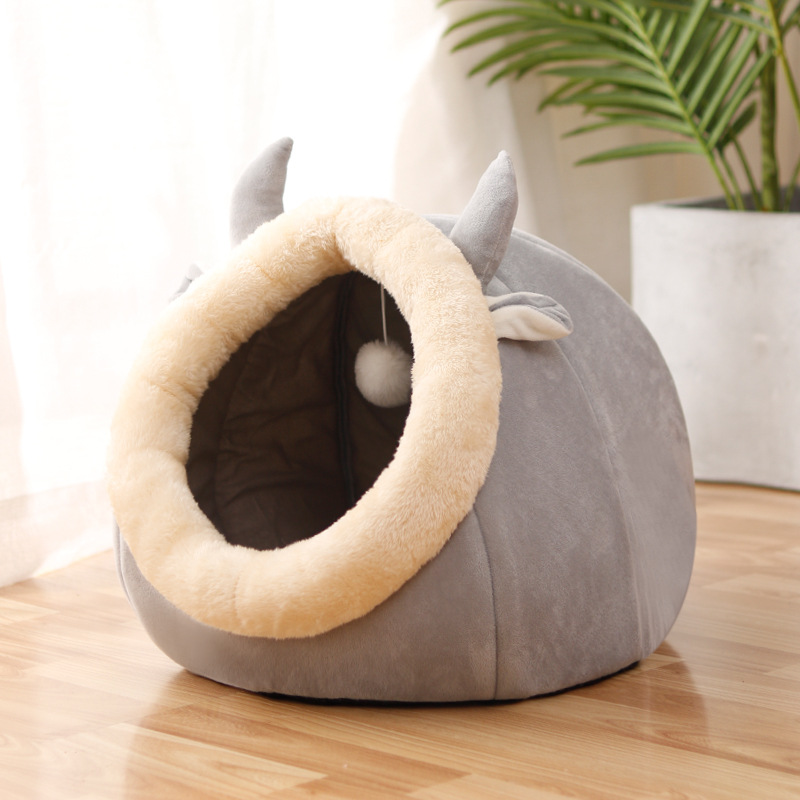 Cartoon Cow Cat Nest Gray